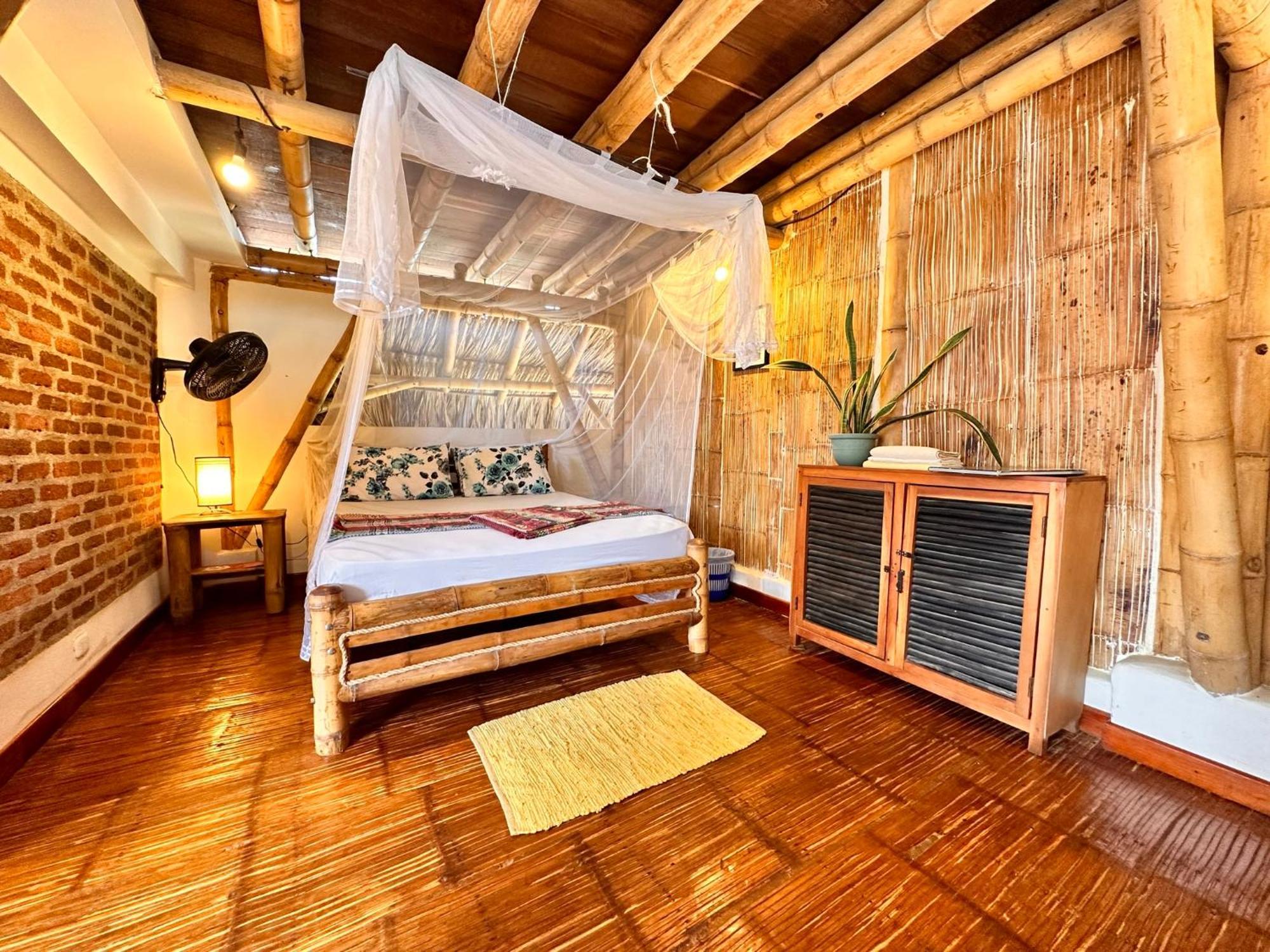 Bella Flor Hostel Palomino Exterior photo